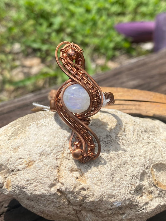 Moonstone ribbon ring