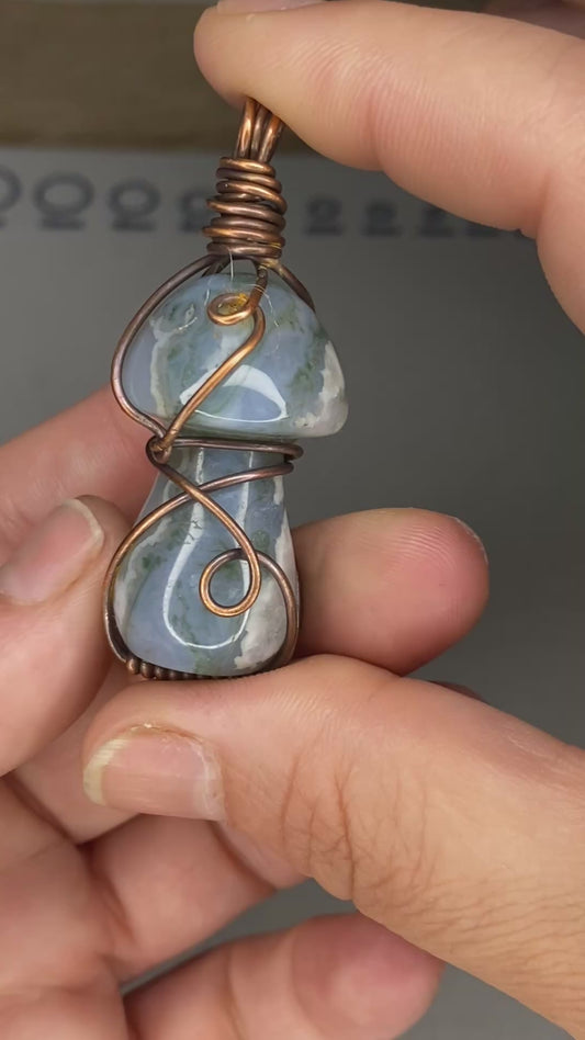 A2- Moss Agate Mushroom
